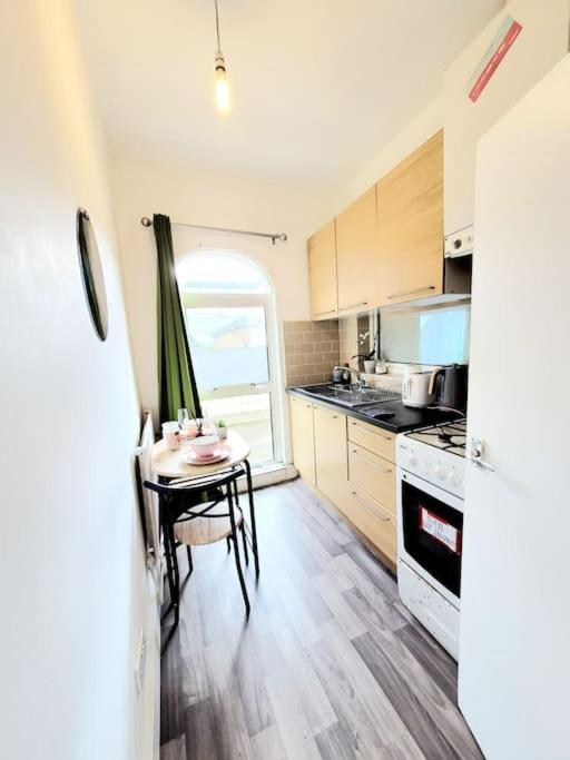One Bedroom Apartment With A Terrace In Angel London Luaran gambar